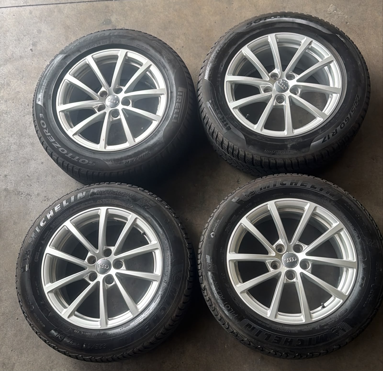 Audi A6 2022 - 4K0601025 17"